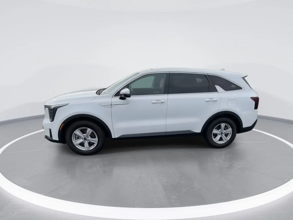 Used 2024 White Kia LX image 6