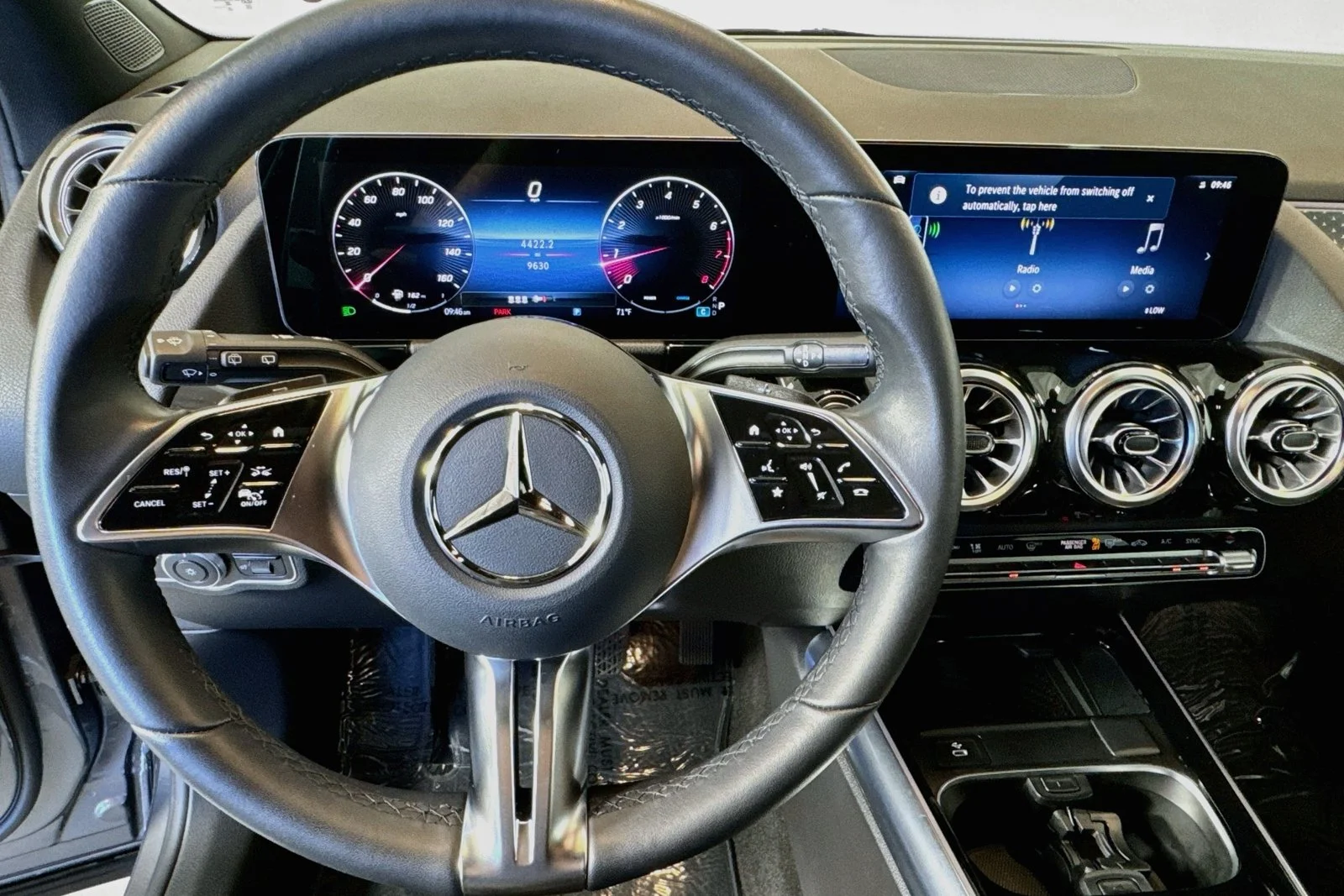 Used 2026 Mountain Grey Metallic Mercedes-Benz GLA 250 image 11