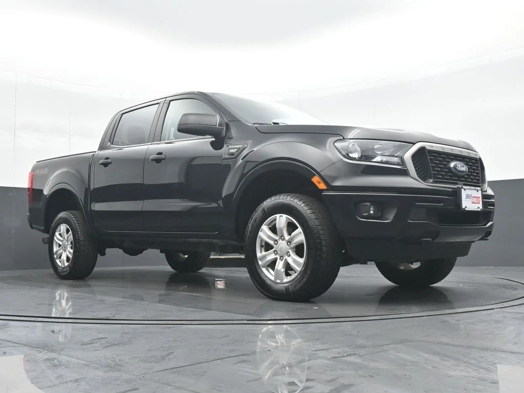Used 2023 Black Ford XLT image 35