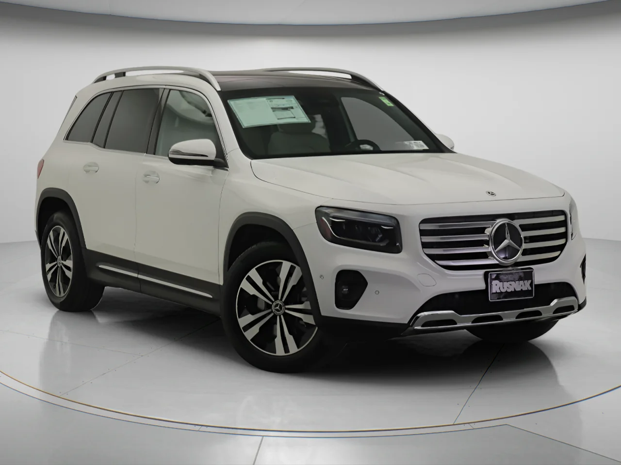 New 2026 Polar White Mercedes-Benz GLB 250 image 13