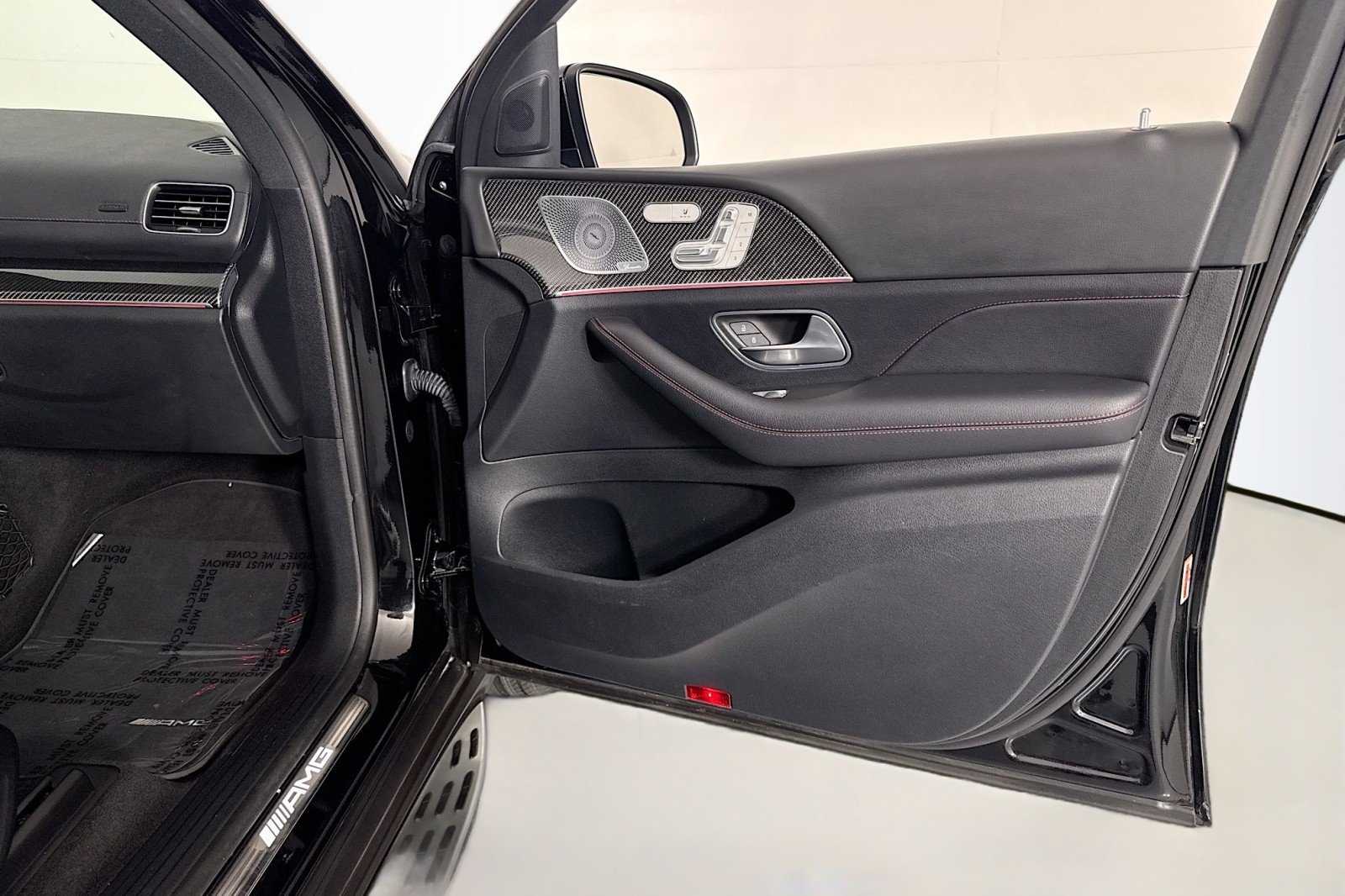 Used 2021 Obsidian Black Metallic Mercedes-Benz AMG® GLE 53 image 23