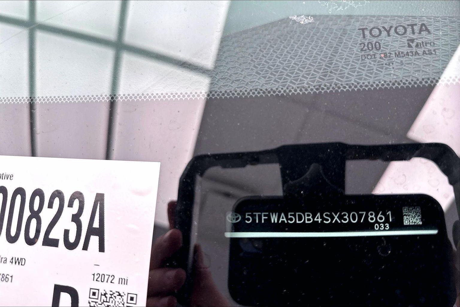 Used 2025 Midnight Black Metallic Toyota SR5 image 20