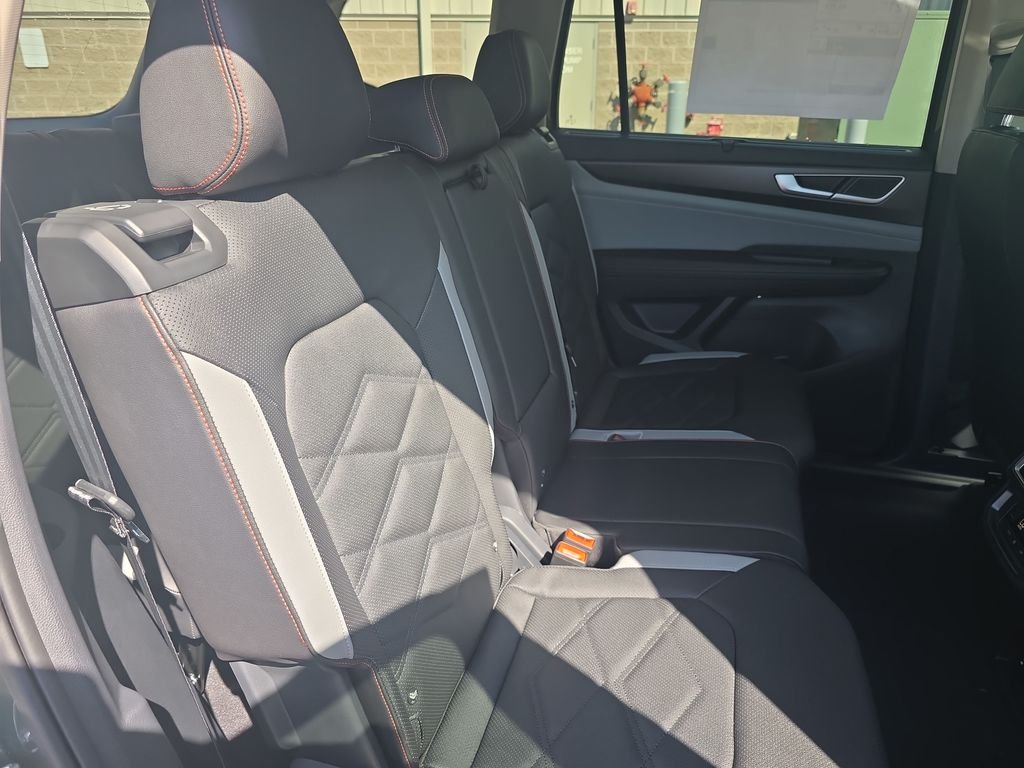 New 2026 Green Volkswagen 2.0T Peak Edition image 19