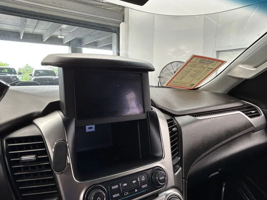 Used 2020 Shadow Gray Metallic Chevrolet LT image 31
