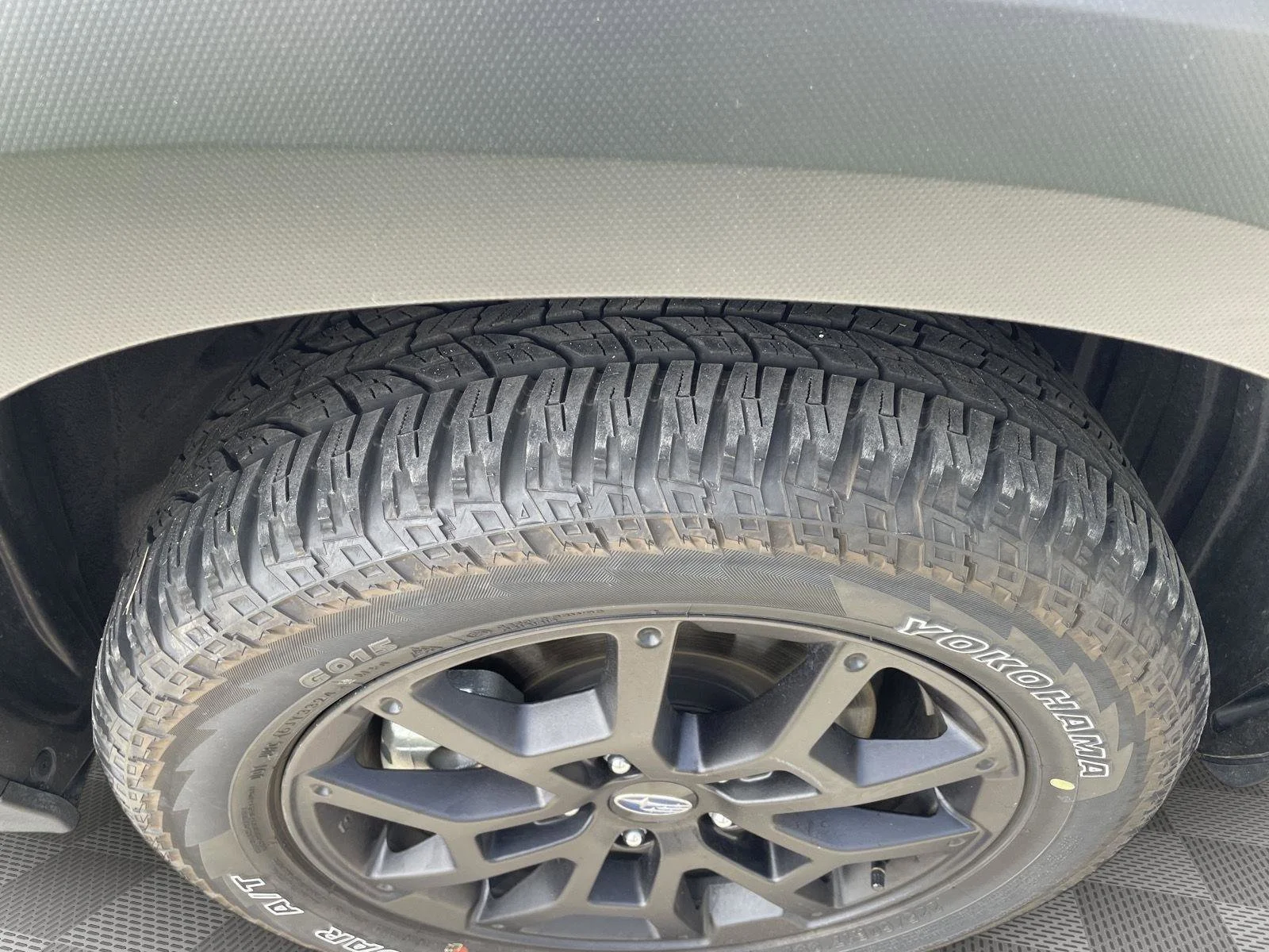 Certified Used 2025 Crystal White Pearl Subaru Wilderness image 7