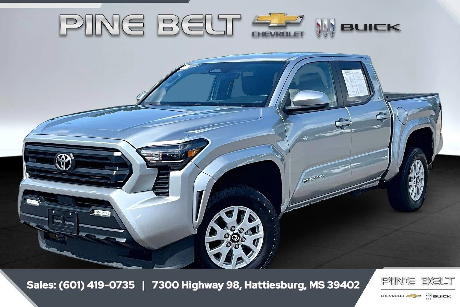Used 2024 Silver Toyota SR5 image 11