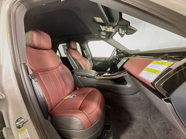 New 2026 Borasco Grey Land Rover Dynamic SE image 30
