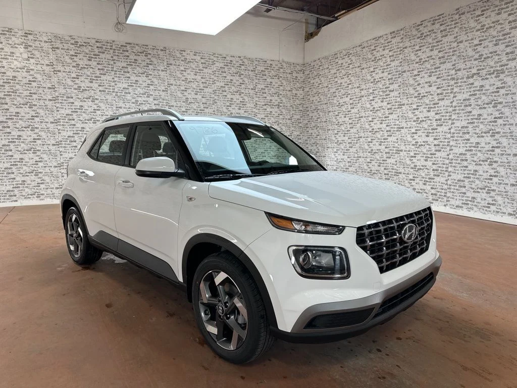 New 2026 Lunar White W/Black Roof Hyundai SEL image 1