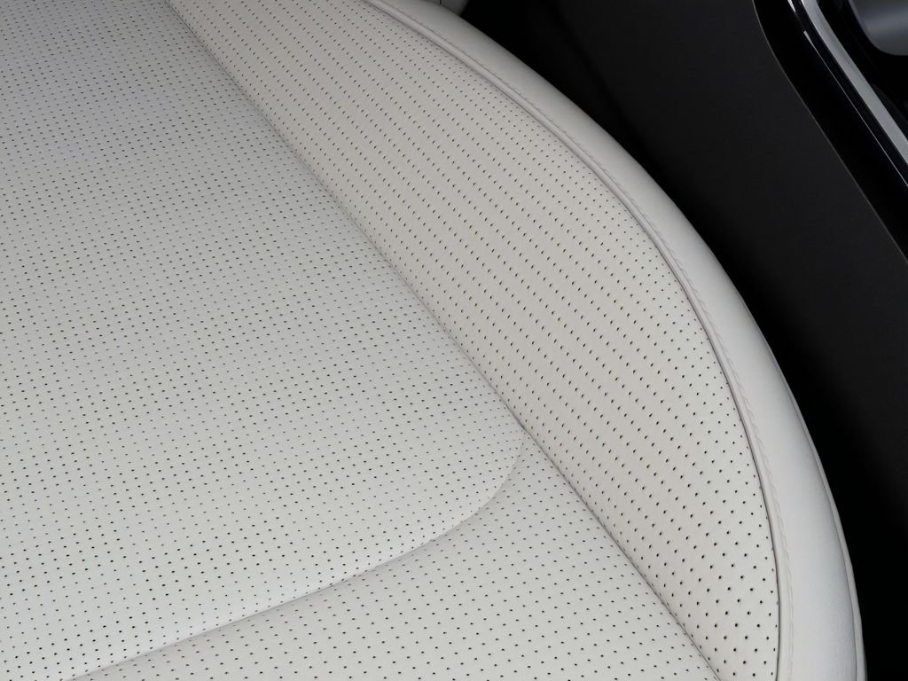 New 2026 White Kia X-Line SX image 24