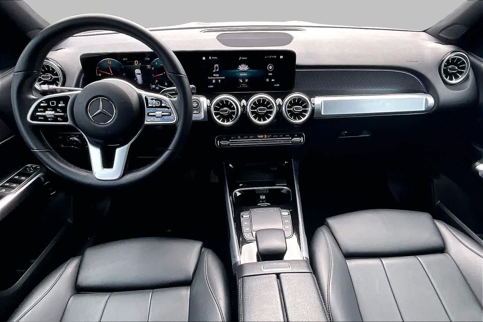 Used 2022 Polar White Mercedes-Benz GLB 250 image 16