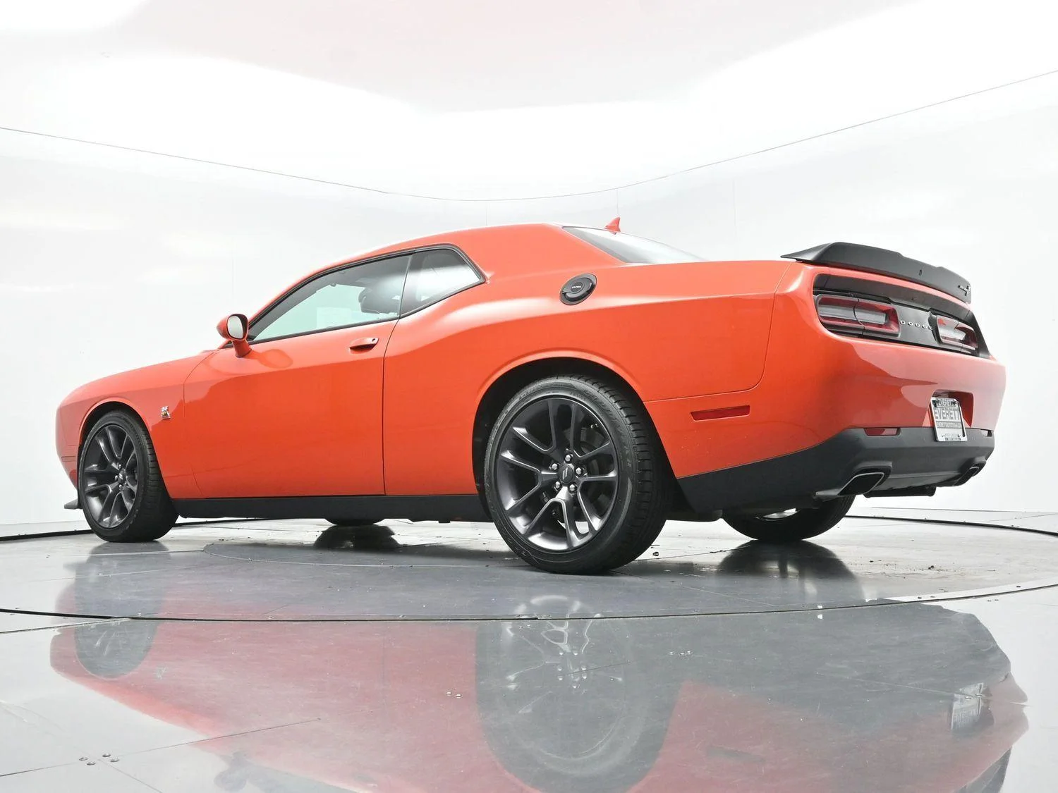 Used 2022 Go Mango Dodge R/T Scat Pack image 46