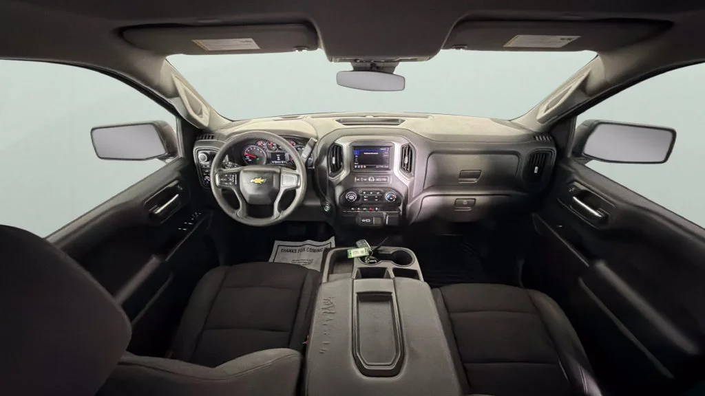 Used 2023 STERLING GRAY METALLIC Chevrolet Custom image 26