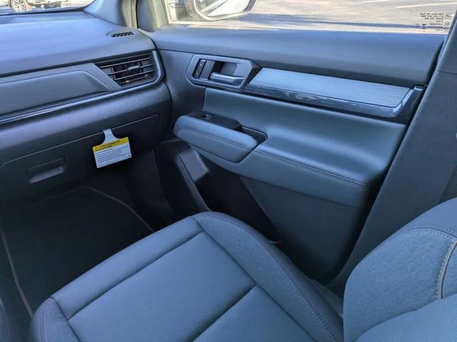 New 2026 Summit White GMC AT4 image 19