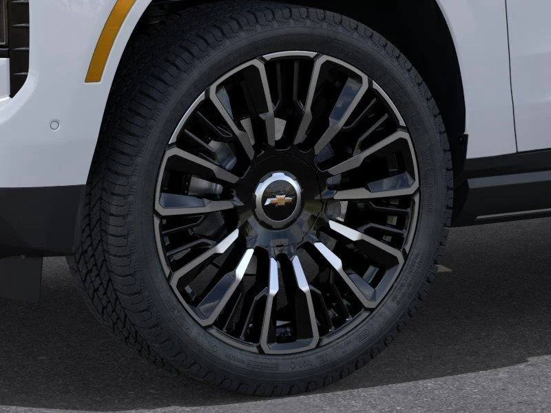 New 2026 Polar White Tricoat Chevrolet High Country image 9