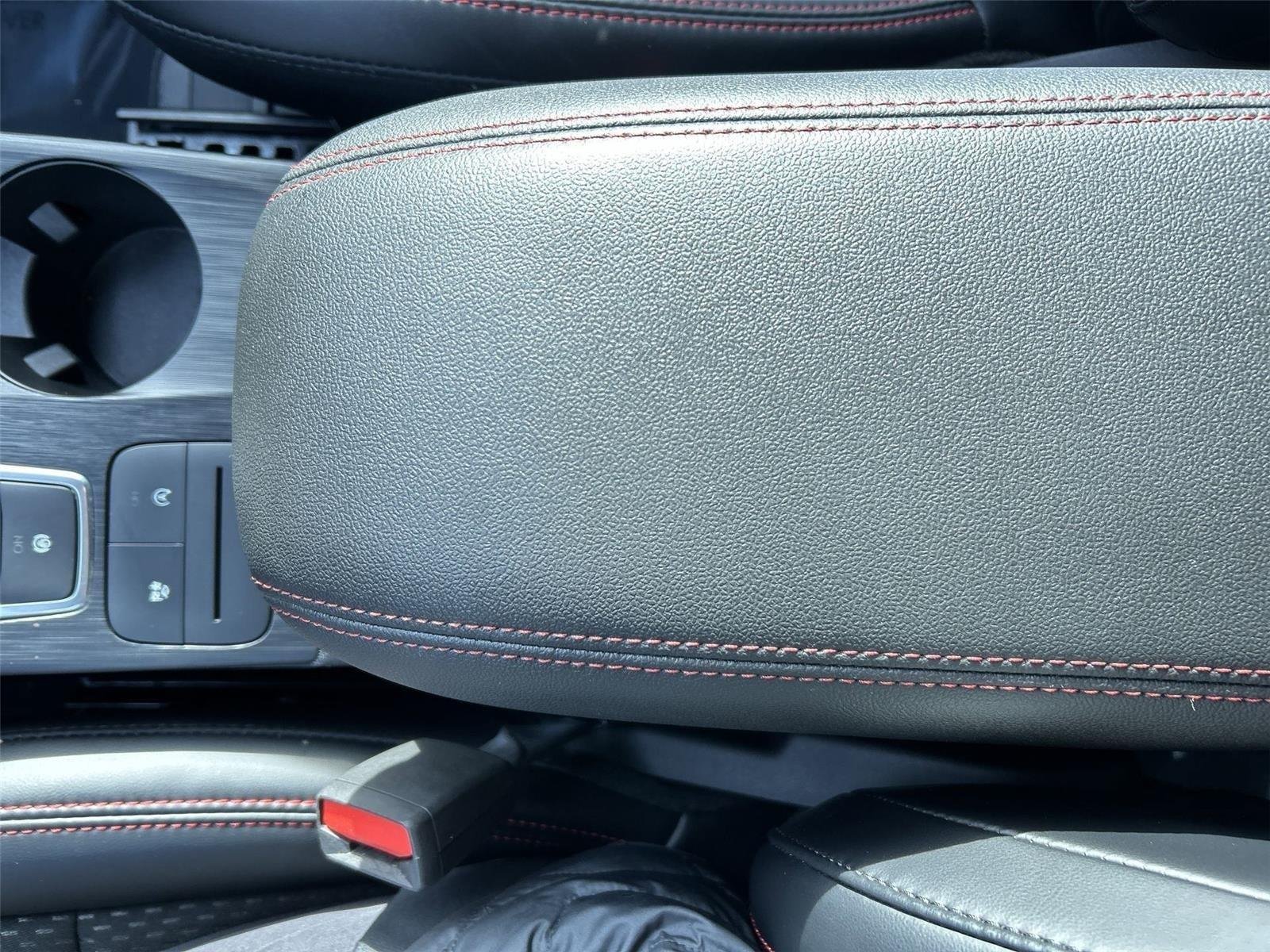 2025 Ford Escape ST-Line - Photo 20