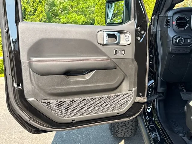 New 2026 Black Clearcoat Jeep Rubicon X image 15