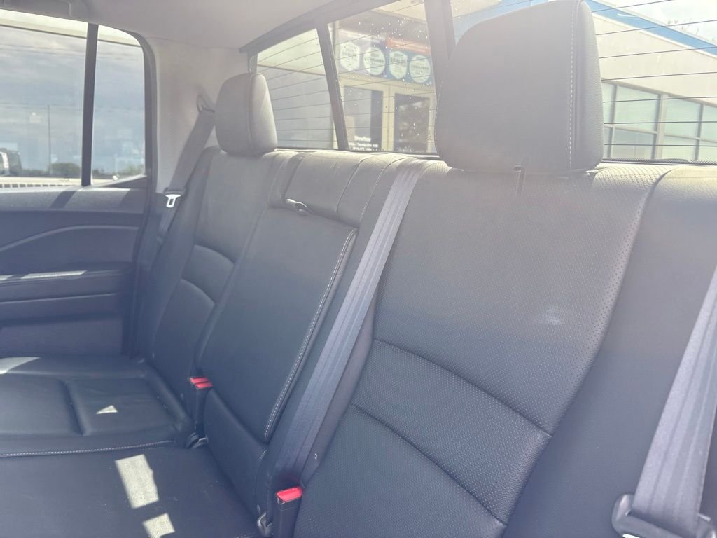 Used 2019 Black Honda RTL-T image 40