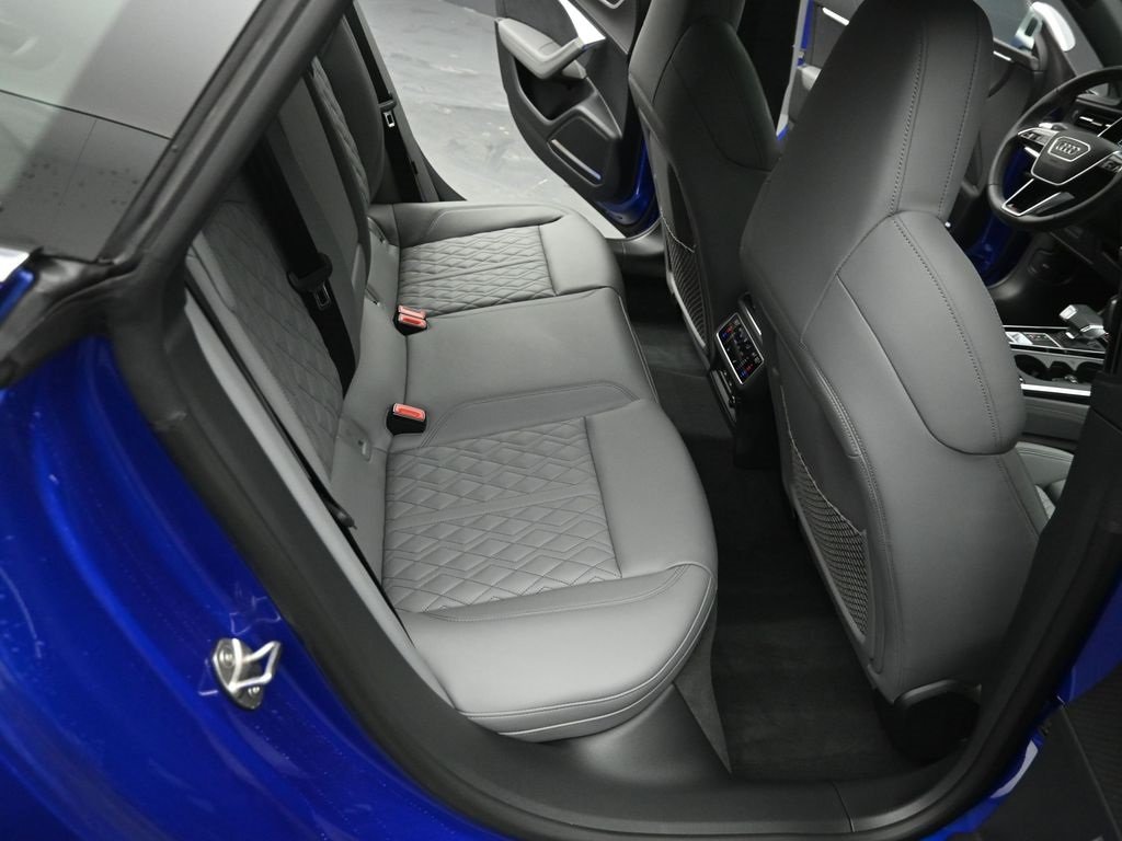 2023 AUDI S7 - Image 26
