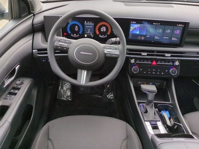 New 2026 White Hyundai SEL AWD image 42