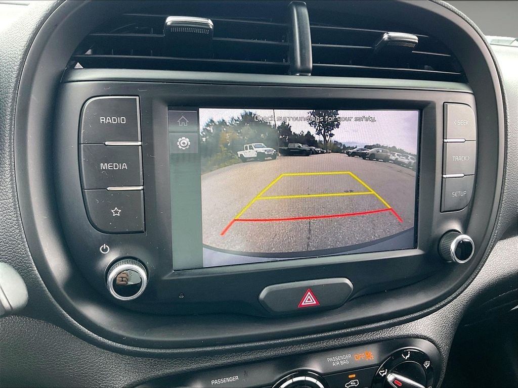 Used 2024 Gravity Gray Kia LX image 18