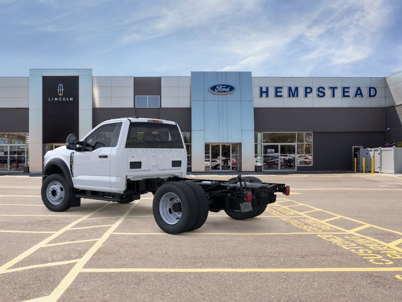 New 2026 Oxford White Ford F-550® XL image 4