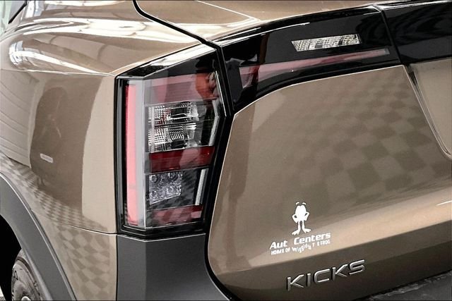 New 2027 Canyon Bronze Nissan S image 20