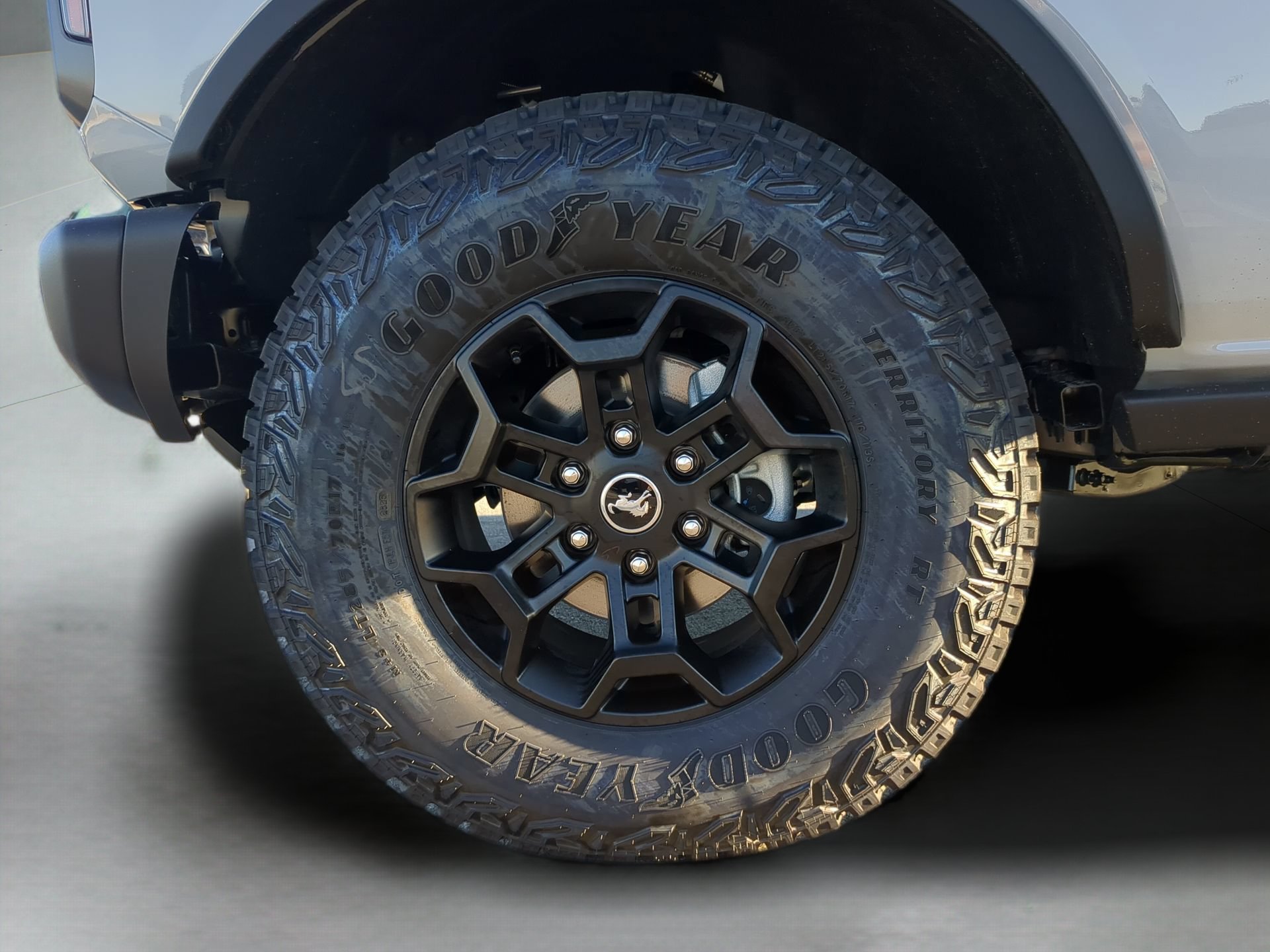 New 2026 Avalanche Gray Ford Badlands® image 68
