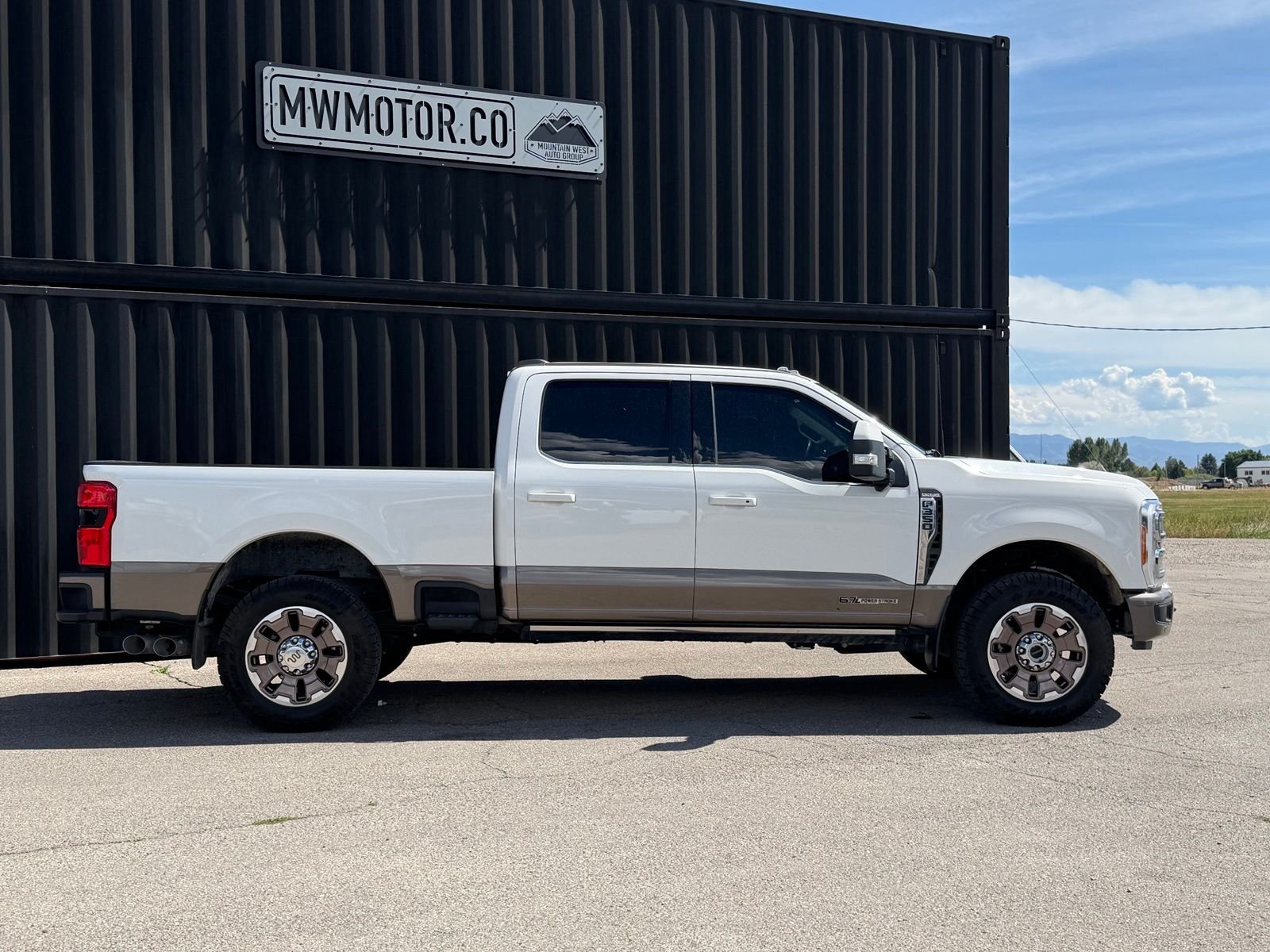 Used 2023 Brown Ford King Ranch image 3