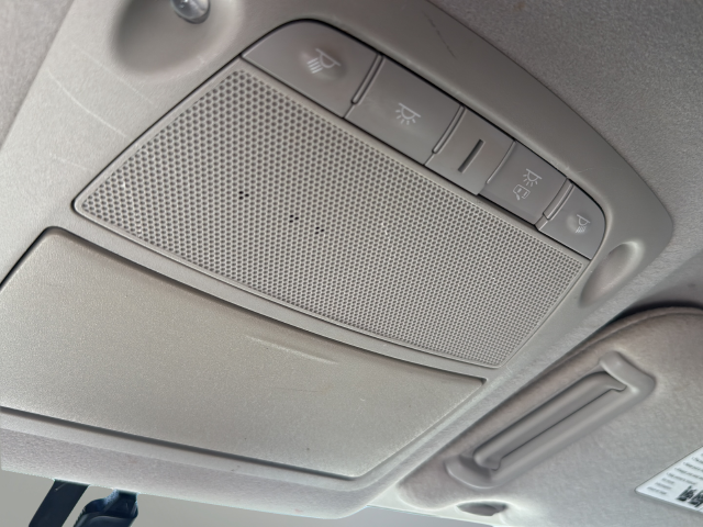 Used 2016 White Nissan S image 30