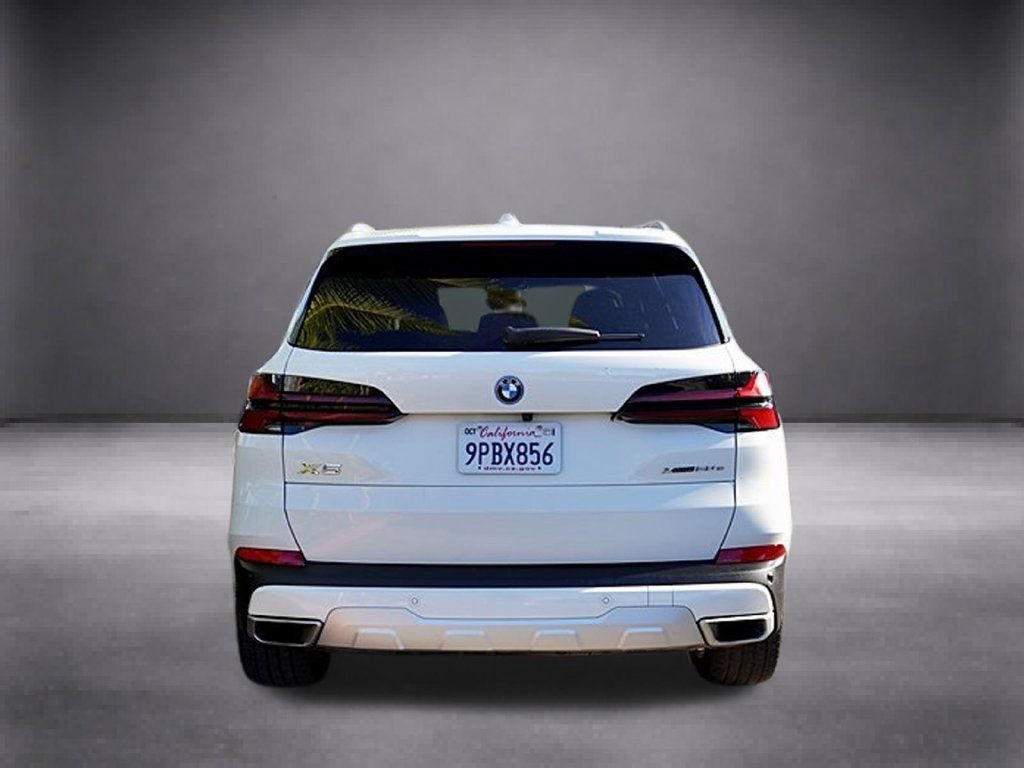 Used 2025 White BMW xDrive50e image 5