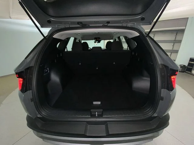 Used 2026 Gray Hyundai SE image 23