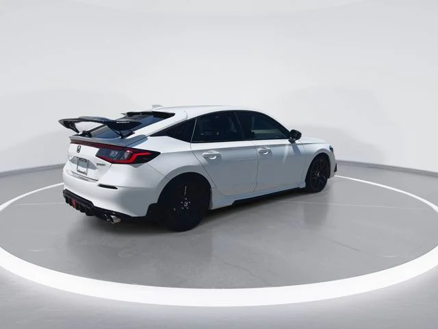 Used 2024  Honda Sport image 8