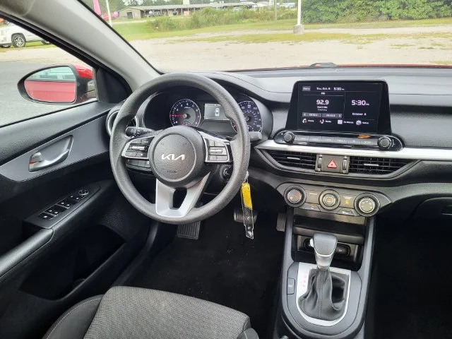 Used 2024 Red Kia LXS image 13