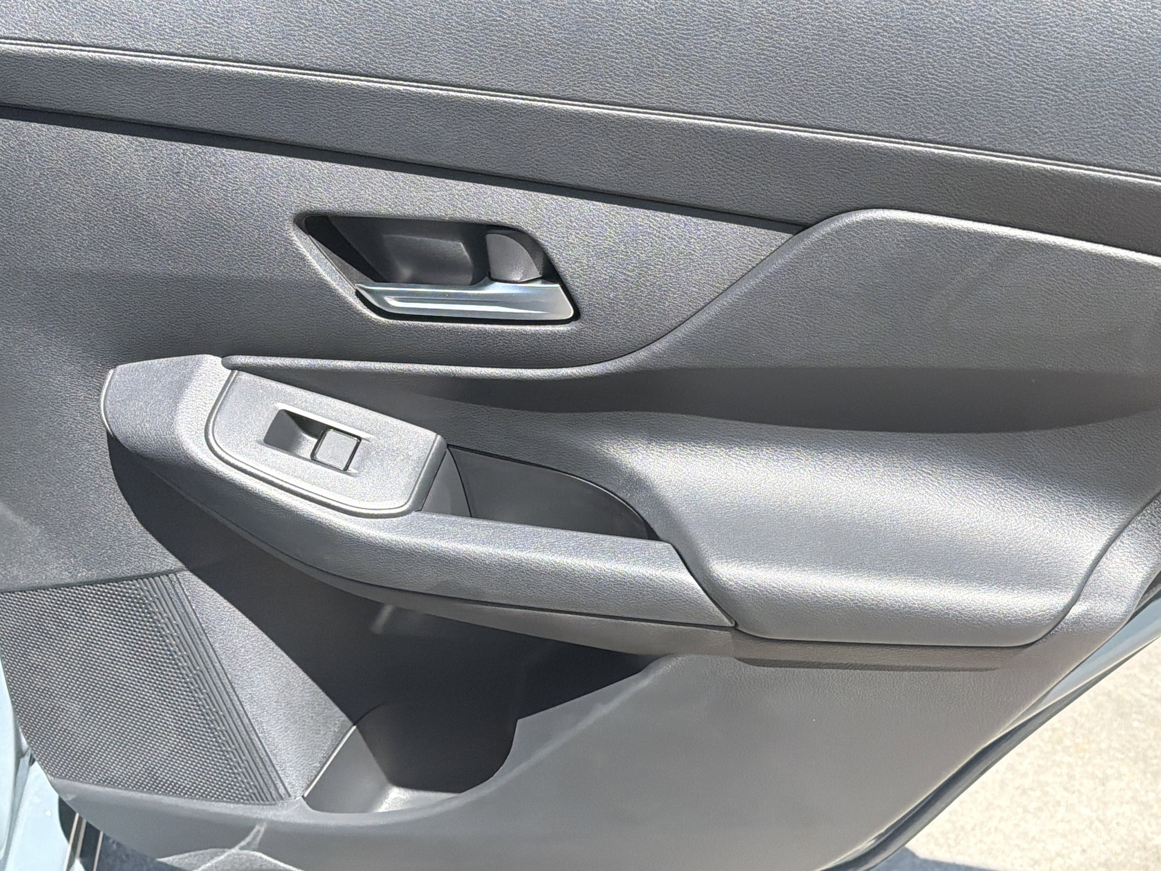 New 2026 Atlantic Gray Metallic Nissan SV image 17