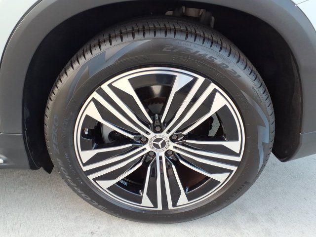 Certified Used 2023 Silver Mercedes-Benz 450 image 24