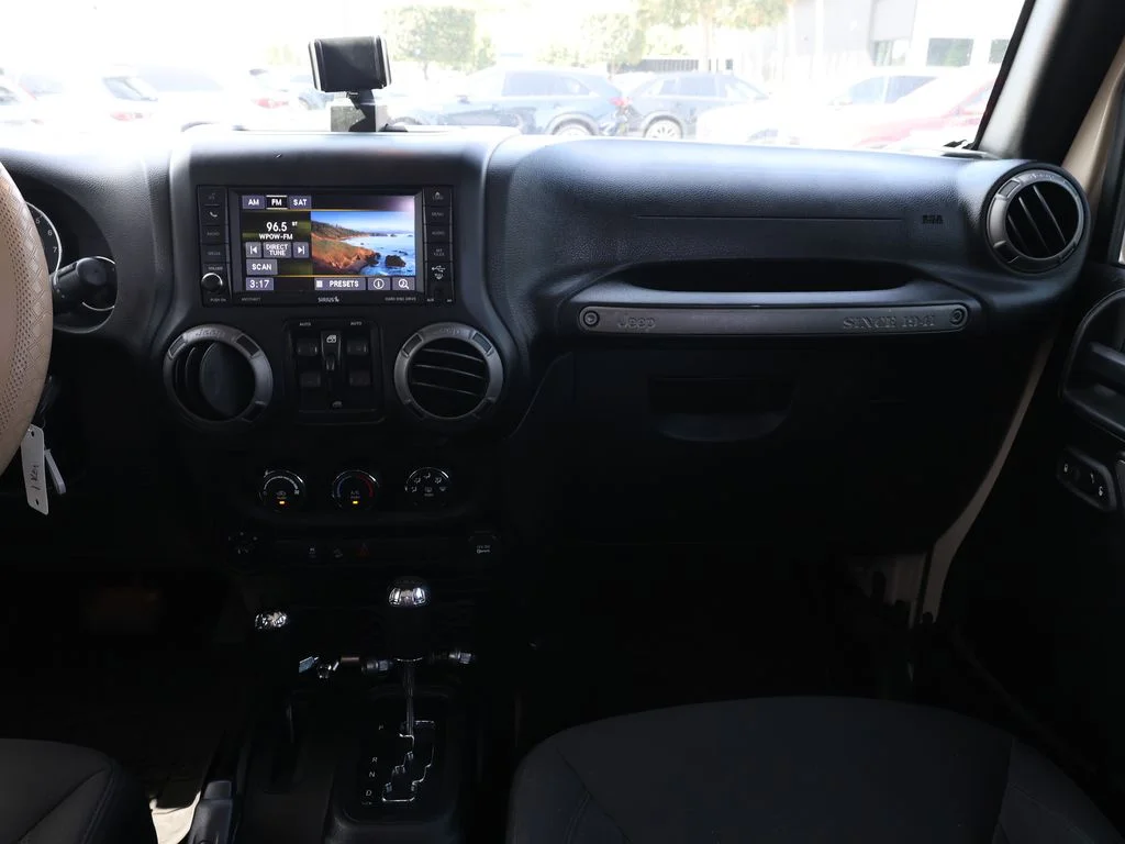 Used 2016 Beige Jeep Unlimited Sport image 19