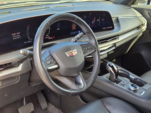 Used 2025 Silver Cadillac Premium Luxury image 16