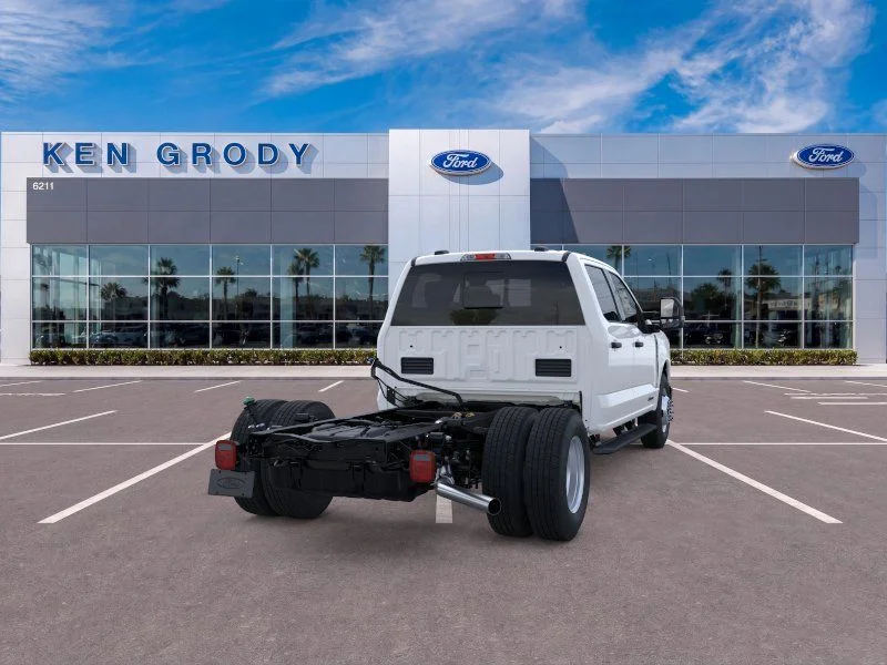New 2026 Oxford White Ford XL image 8