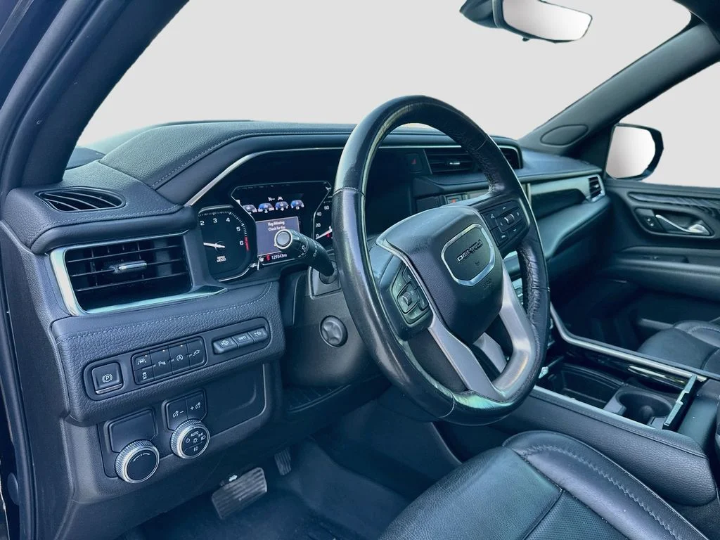 Used 2021 Black GMC Denali image 9