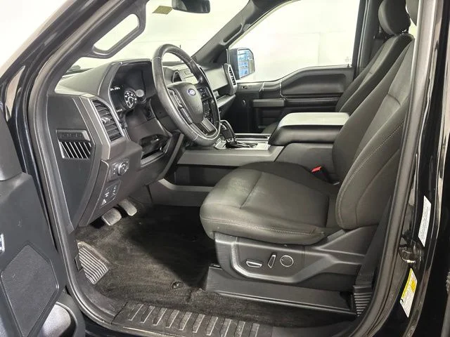 Used 2018 Black Ford XLT image 13