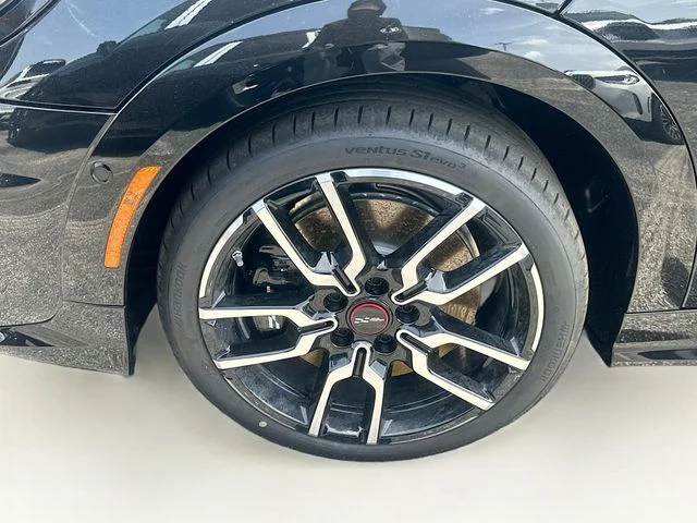 New 2026 Black MINI Iconic image 22