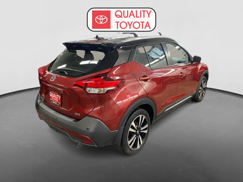 Used 2020 Red Nissan SR image 3