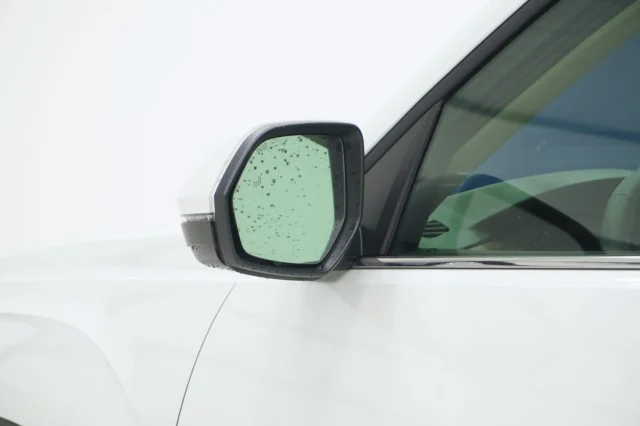 New 2026 Opal White Pearl Volkswagen 2.0T SE image 12