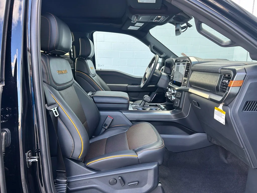 New 2026 Agate Black Metallic Ford Tremor® image 36