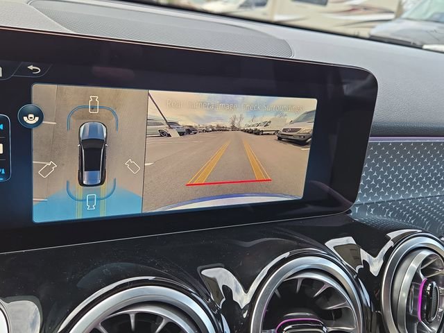 New 2026 Starling Blue Metallic Mercedes-Benz GLB250 image 13