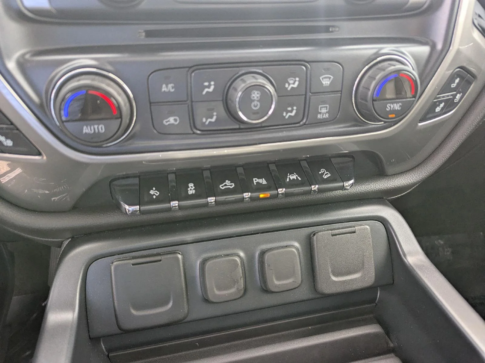 Used 2018 Centennial Blue Metallic Chevrolet LTZ image 16