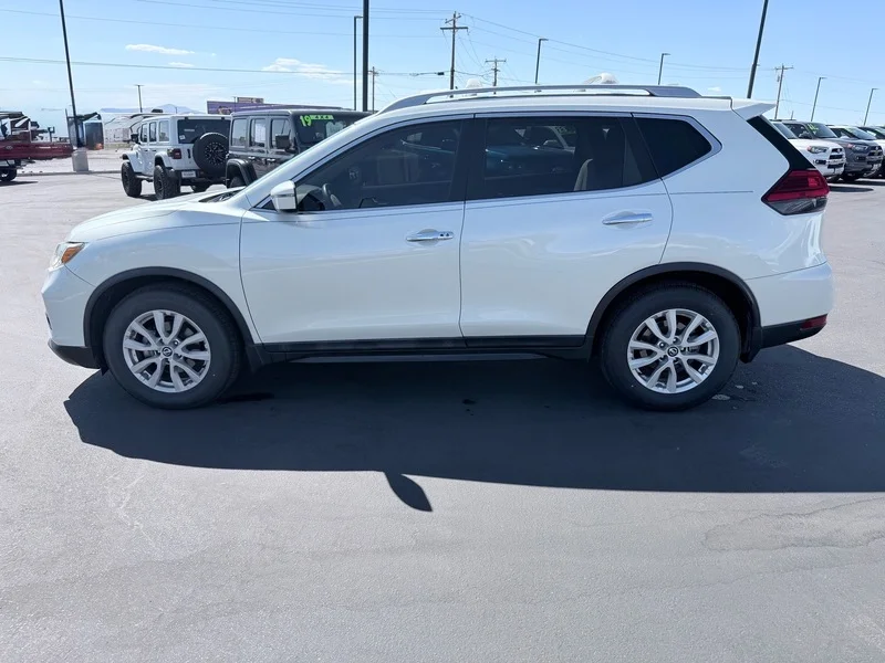 Used 2017 Pearl White Nissan SV image 6