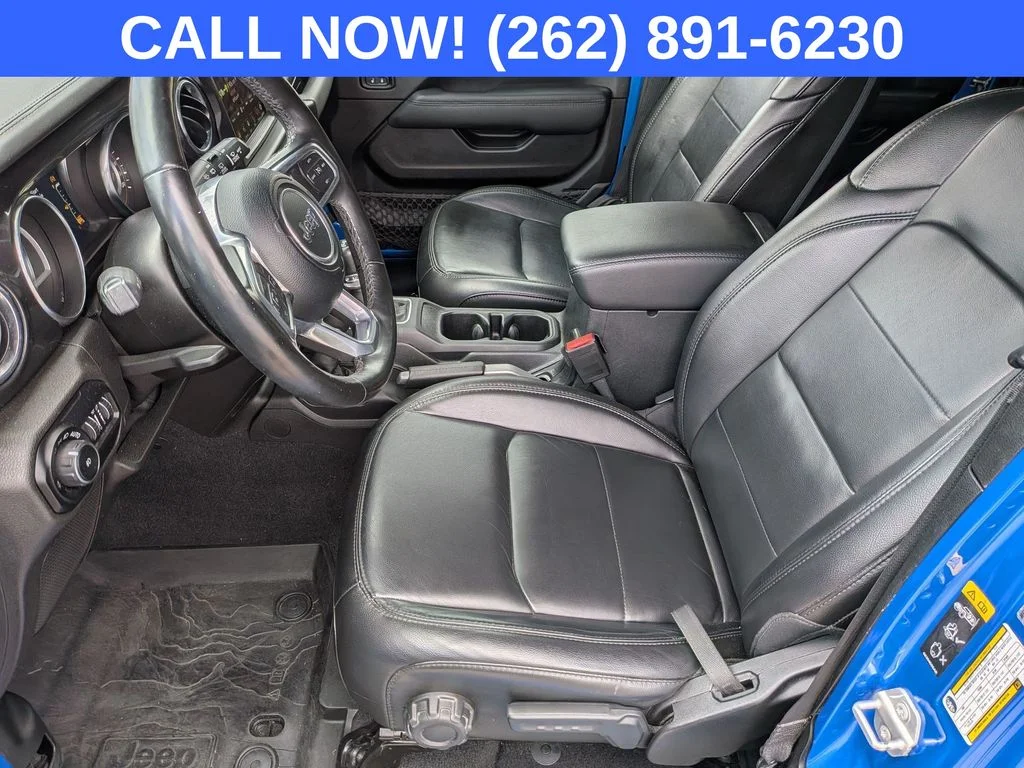 Used 2021 Blue Jeep Unlimited Sahara Altitude image 11