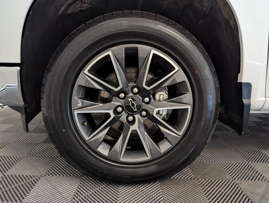 Used 2023 White Chevrolet LT image 39