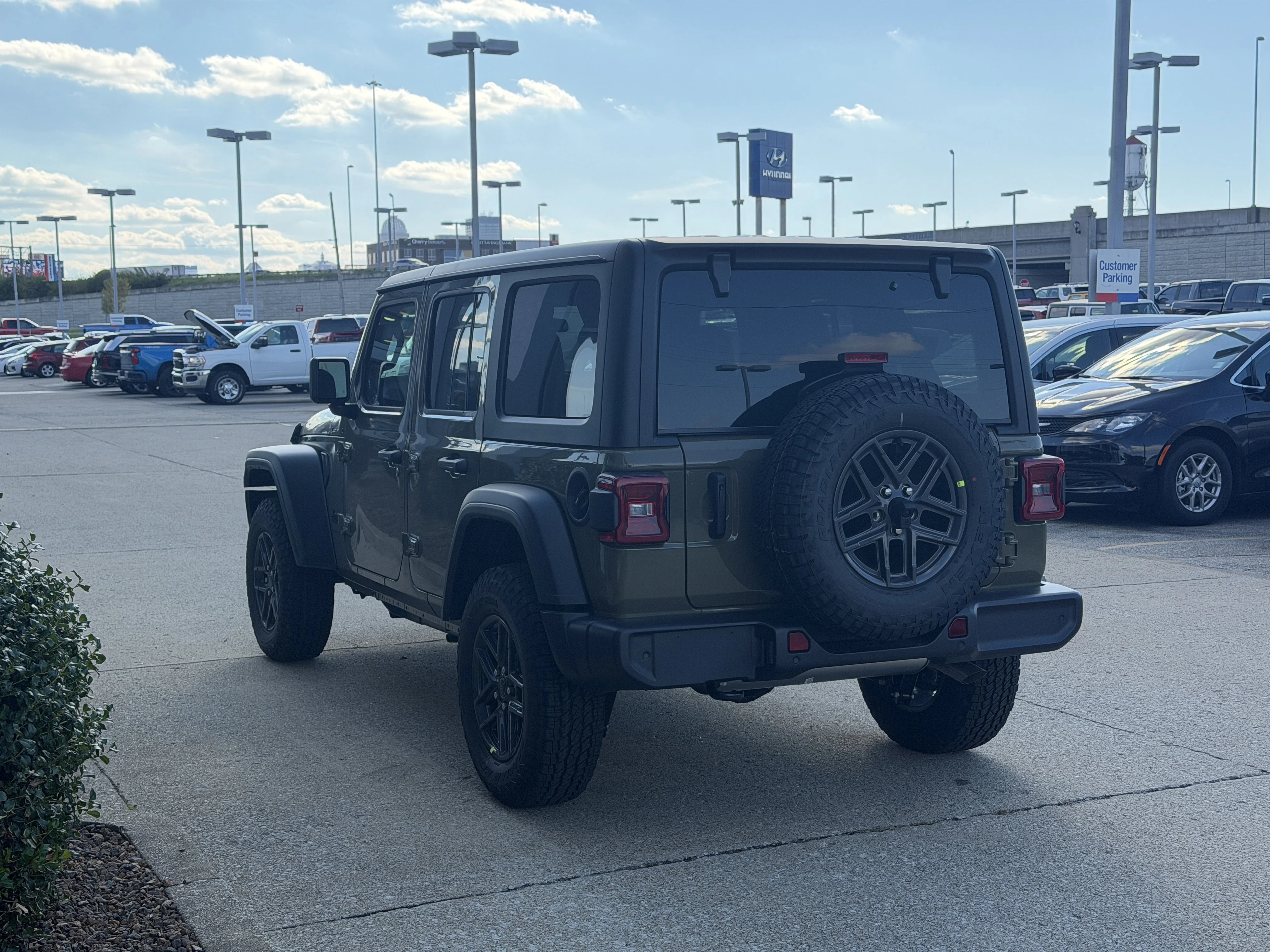 2026 Jeep Wrangler 4-Door Sport S - Photo 8